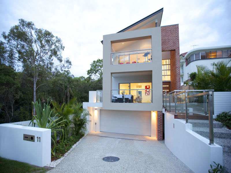 Sloping Lot House Plan